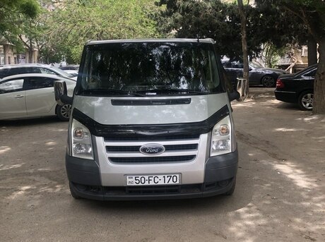 Ford Transit 2010