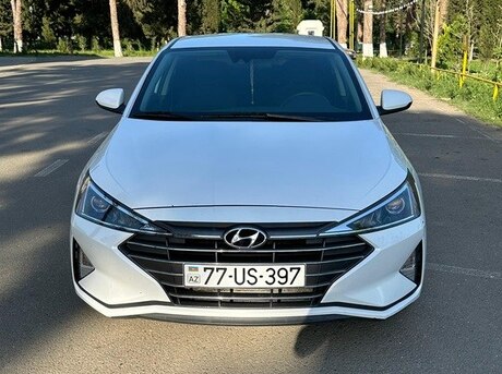 Hyundai Elantra 2019