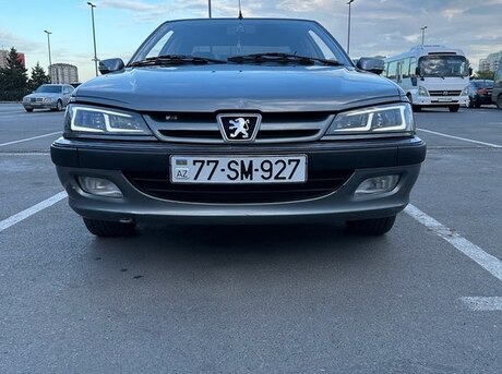 Peugeot Pars 2013