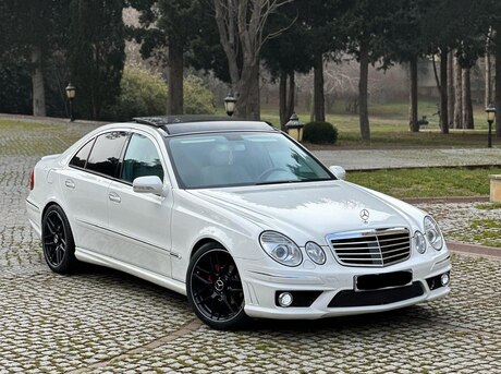 Mercedes E 240 2005