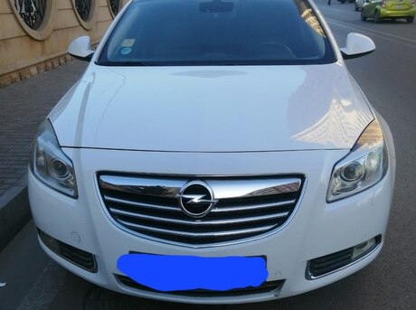 Opel Insignia 2011