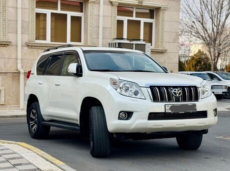 Toyota Land Cruiser Prado 2012