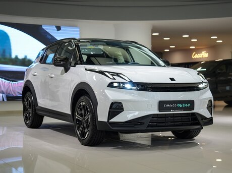 Lynk & Co 06