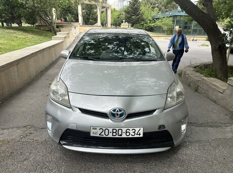 Toyota Prius 2015
