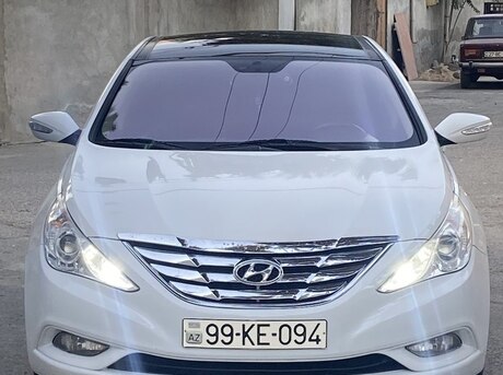Hyundai Sonata 2010