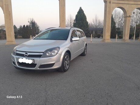 Opel Astra 2004