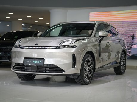 Lynk & Co 08