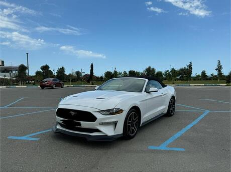 Ford Mustang 2020