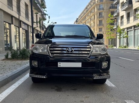 Toyota Land Cruiser 2010