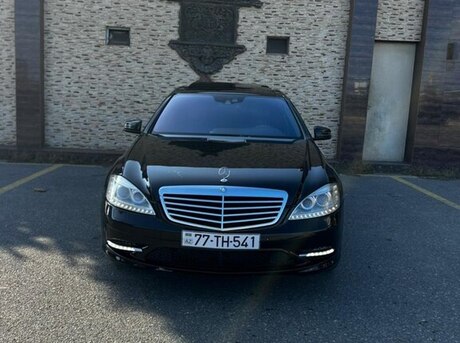 Mercedes S 500 4MATIC 2010