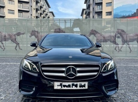 Mercedes E 200