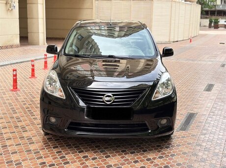 Nissan Sunny 2012