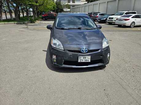 Toyota Prius 2011