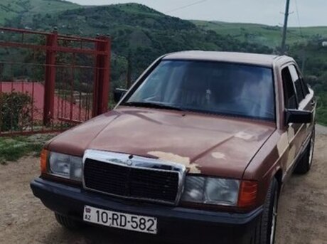 Mercedes 190 1983