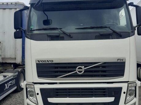 Volvo 460 2011