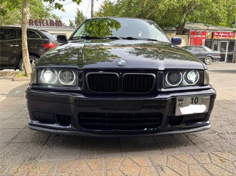 BMW 328 1995