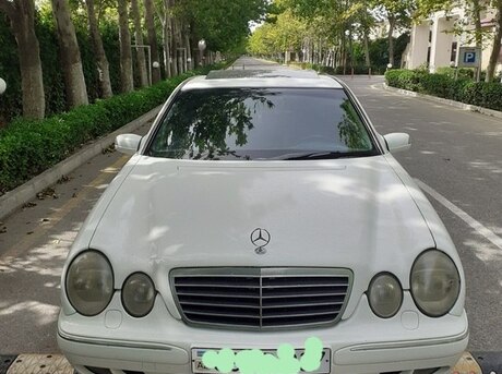 Mercedes E 220 d 2001