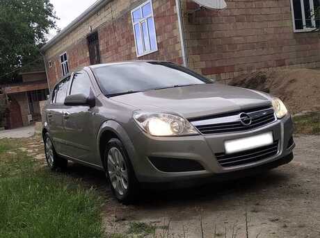 Opel Astra 2007
