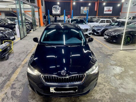 Skoda Rapid 2021
