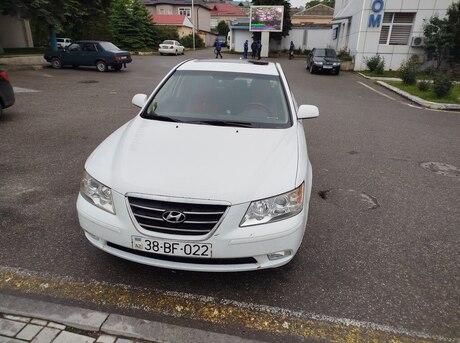 Hyundai Sonata 2009