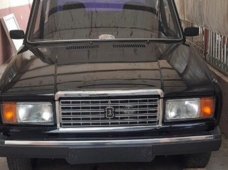 LADA (VAZ) 2107 2010