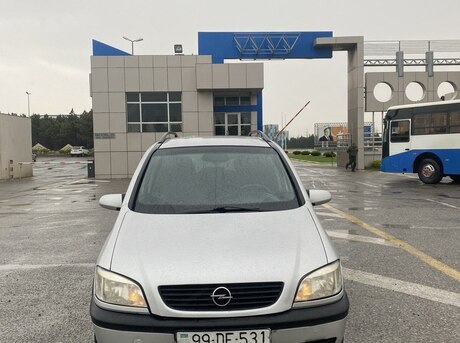 Opel Zafira 2001
