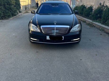 Mercedes S 350 2011