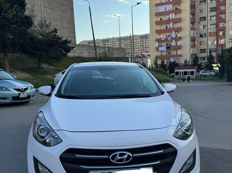 Hyundai i30 2015