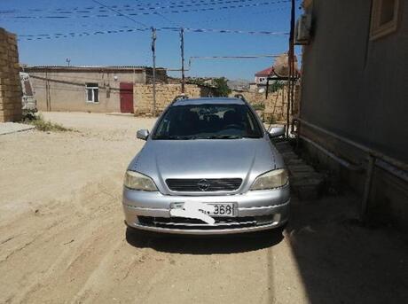 Opel Astra 1998