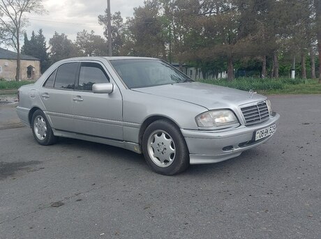 Mercedes C 200 1995