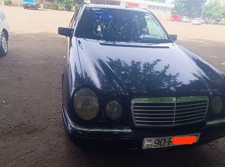 Mercedes E 300 d 1998