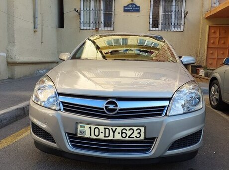 Opel Astra 2008