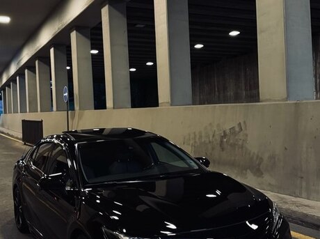 Toyota Camry 2018