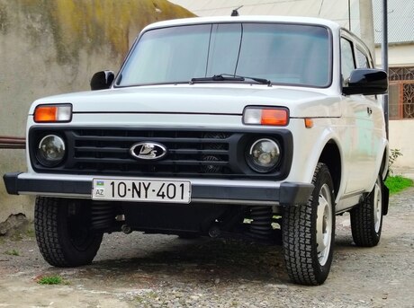LADA (VAZ) Niva 2013