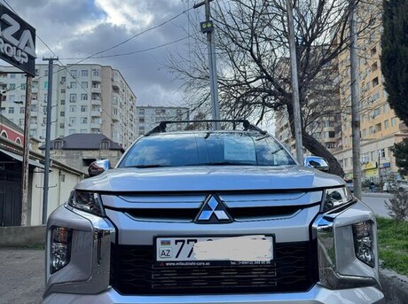 Mitsubishi L200 2021