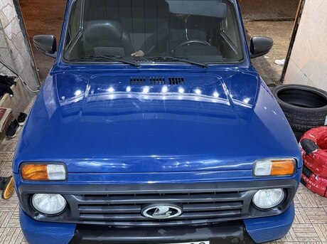 LADA (VAZ) Niva 2015