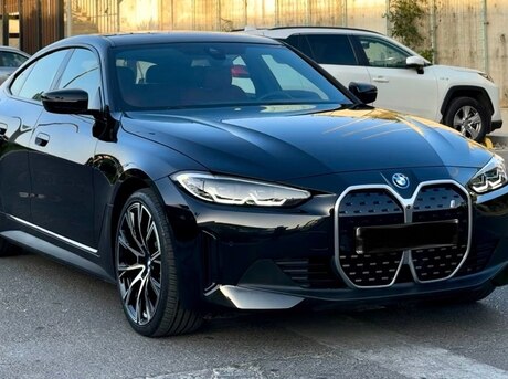 BMW i4 2023