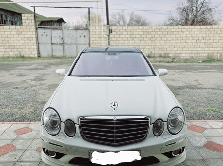Mercedes E 280