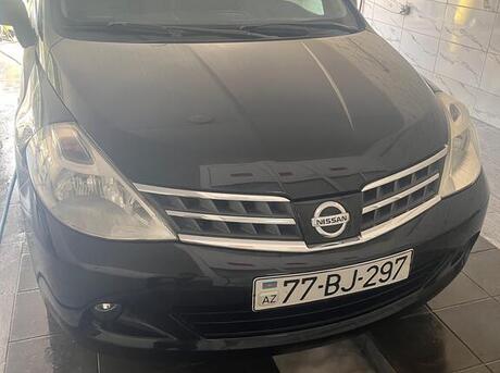 Nissan Tiida 2011
