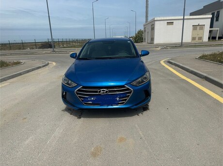 Hyundai Elantra 2017