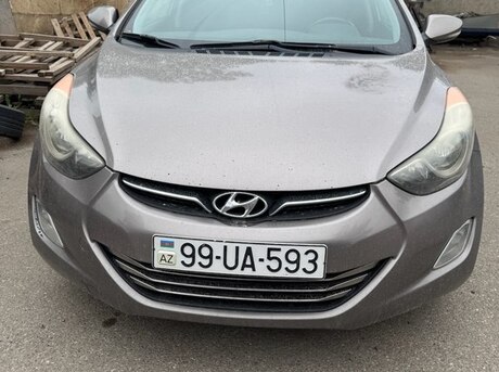 Hyundai Elantra 2012