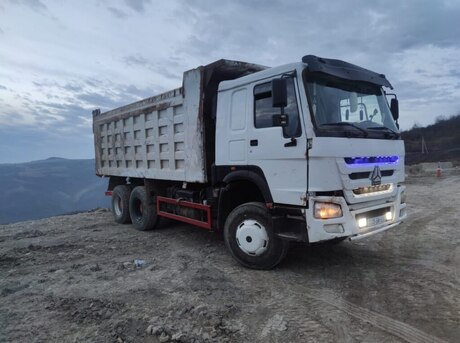 HOWO Sinotruk 2013