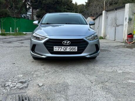 Hyundai Elantra 2016