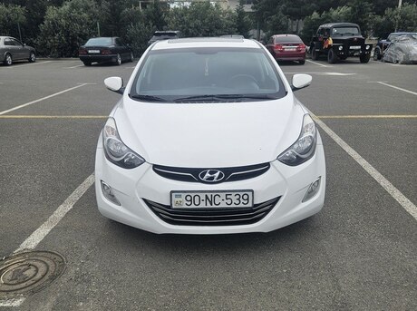 Hyundai Elantra 2011