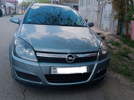 Opel Astra 2004
