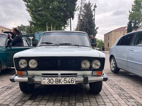 LADA (VAZ) 2106 1990
