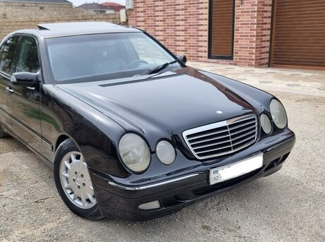Mercedes E 240 2000