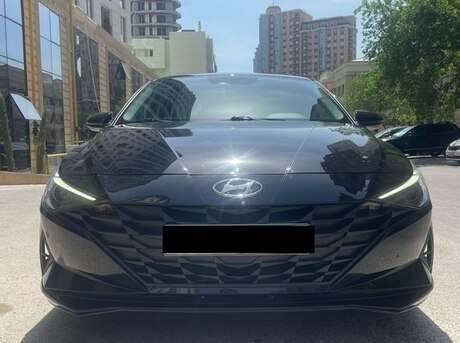 Hyundai Elantra 2021