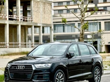 Audi Q7 2018