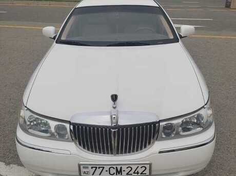 Lincoln Town Car 1999